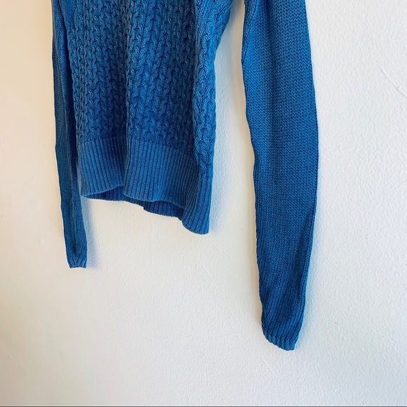 NWOT Tommy Bahama Knit Sweater Blue Navy Crochet - Picture 4 of 7